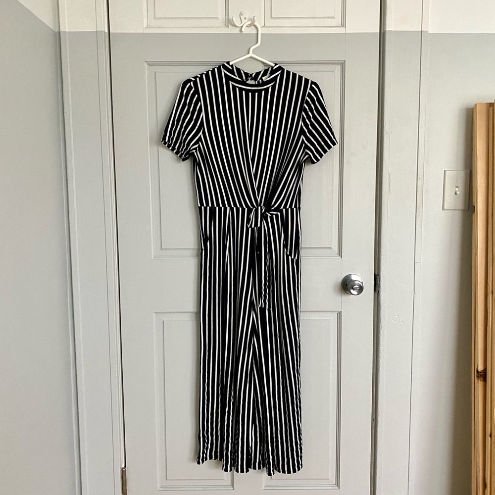 Everly striped knot waist detail wide leg culottes jumpsuit, size M